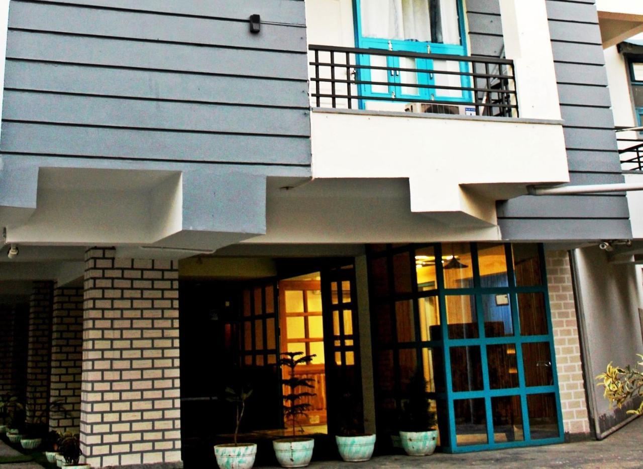 Hotel Istana Inn - A Luxury Stay Dźajpur Zewnętrze zdjęcie