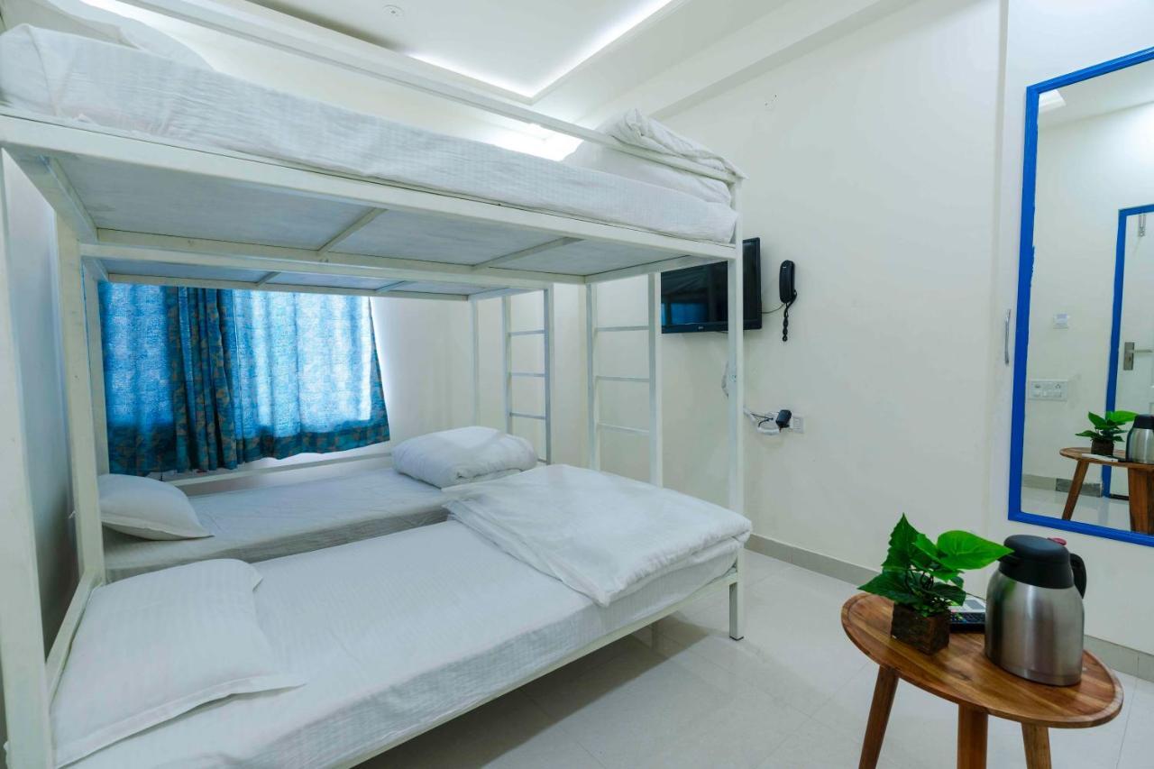 Hotel Istana Inn - A Luxury Stay Dźajpur Zewnętrze zdjęcie